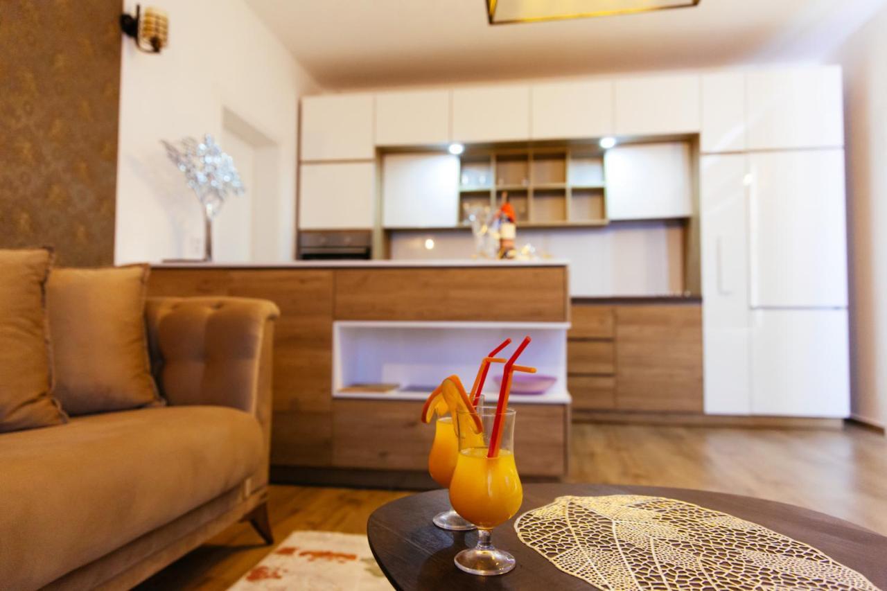 Hotel Platinum Ούλτσιν Εξωτερικό φωτογραφία